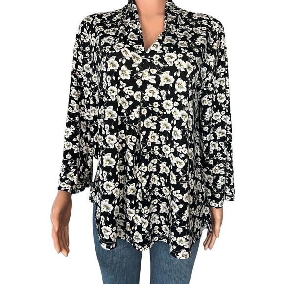 Weekend Suzanne Betro Shirt Womens XL Black Floral Print 3/4 Sleeve V-Neck - Picture 1 of 4